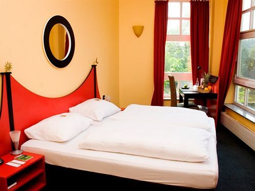 Hotel Am Ruhrufer Business & Golf Mülheim an der Ruhr Kültér fotó