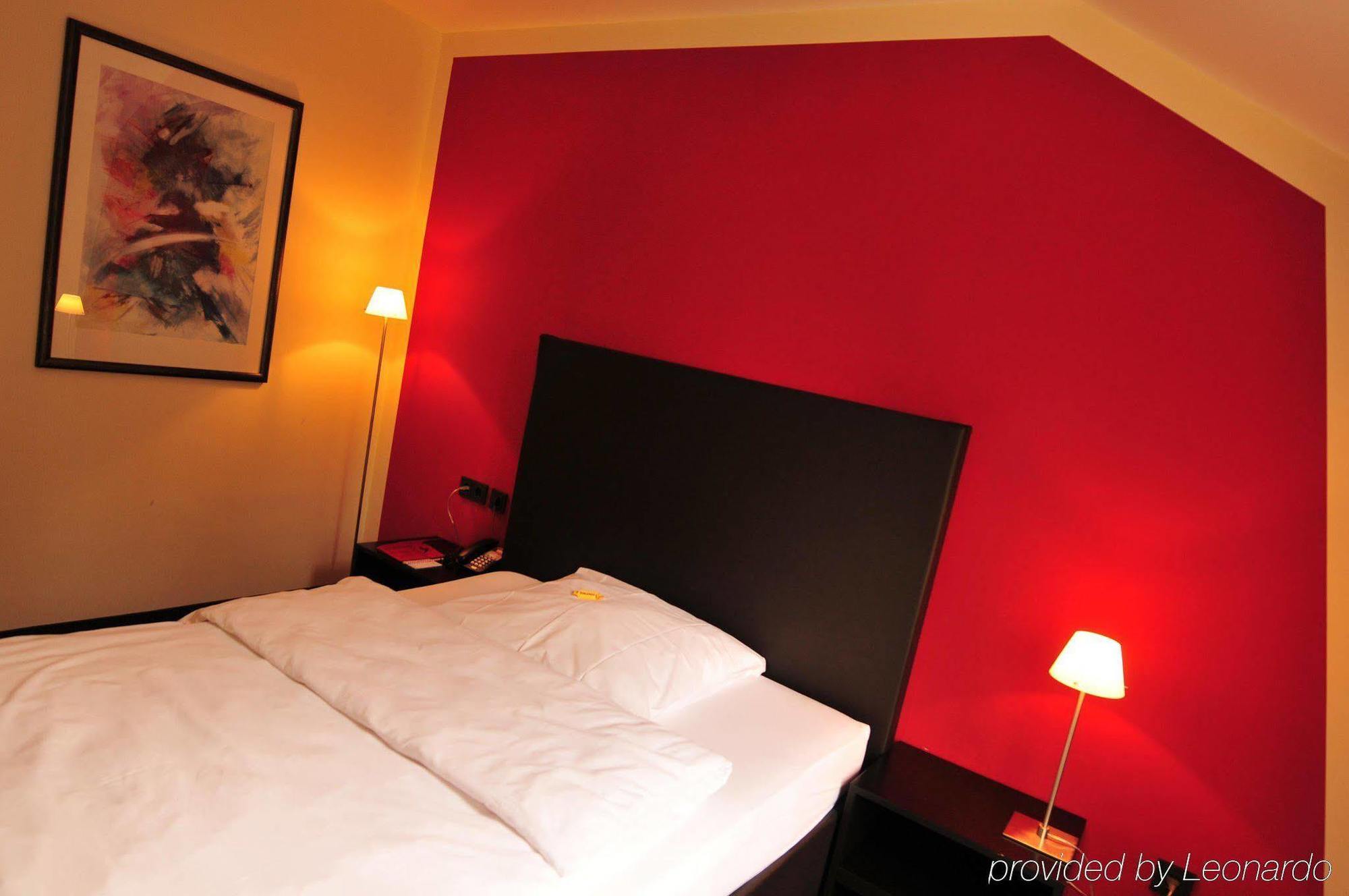 Hotel Am Ruhrufer Business & Golf Mülheim an der Ruhr Kültér fotó