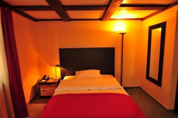 Hotel Am Ruhrufer Business & Golf Mülheim an der Ruhr Szoba fotó